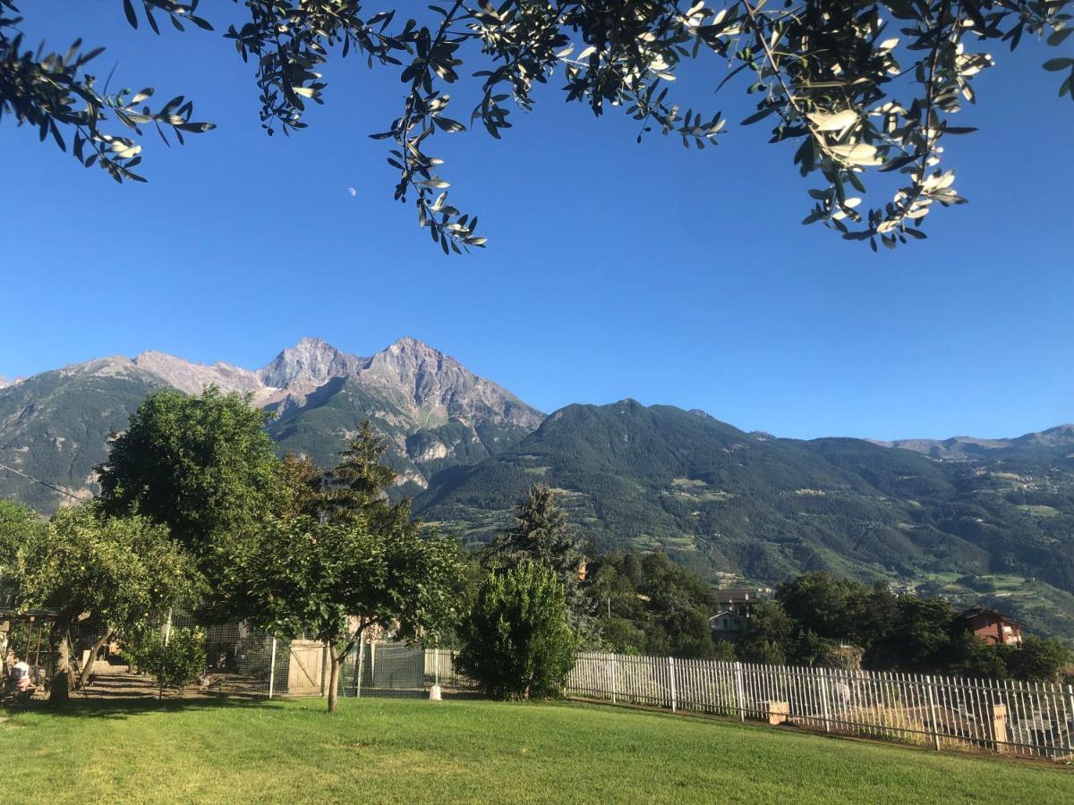 Villa Mara - Aosta - 200 Mq - Wifi - Jacuzzi - Parcheggio - Giardino Exteriér fotografie