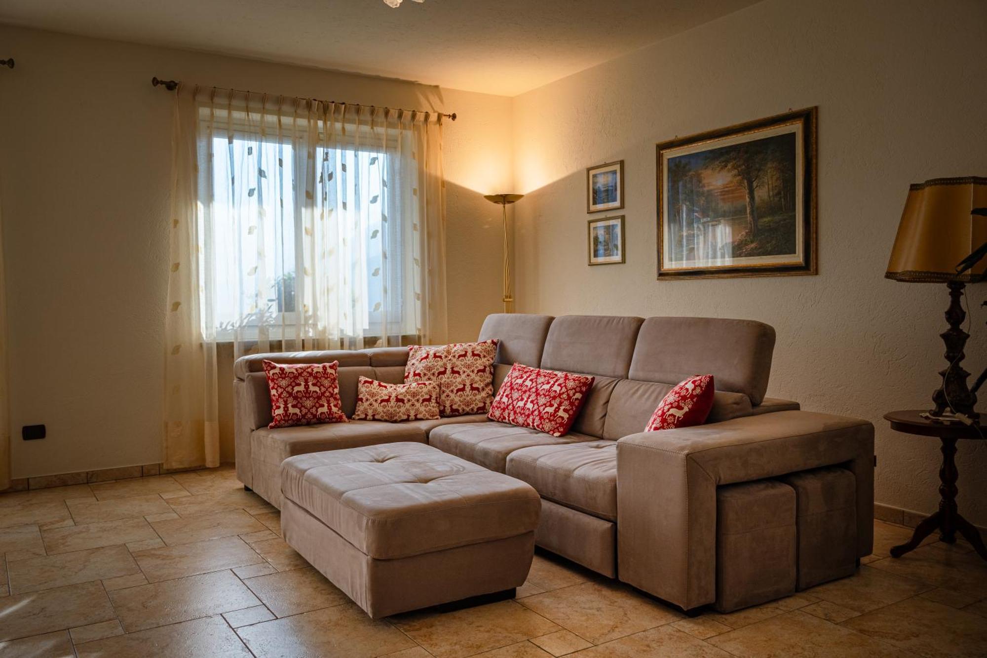 Villa Mara - Aosta - 200 Mq - Wifi - Jacuzzi - Parcheggio - Giardino Exteriér fotografie